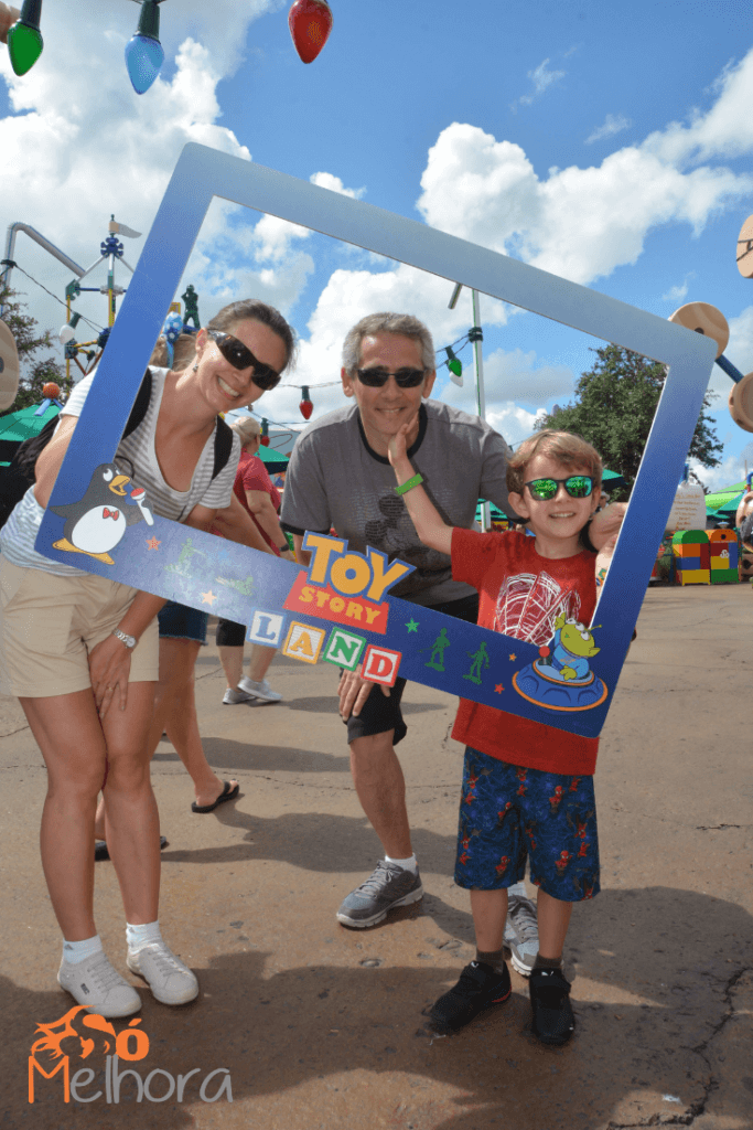 imagem de uma família no hollywood studios
